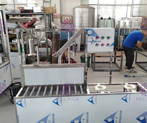 Máy chiết rót Gallon 80BPH 20L bán tự động nhà cung cấp