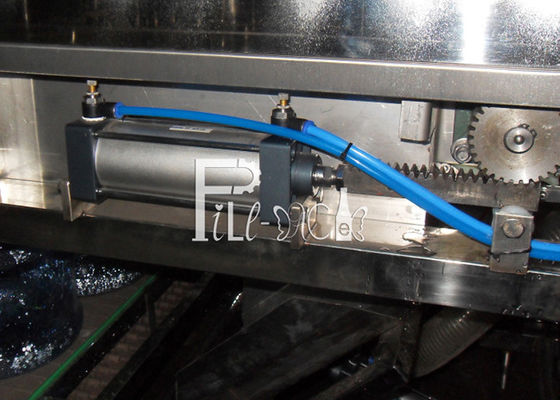 Máy chiết rót bình 450BPH 20 lít nhà cung cấp