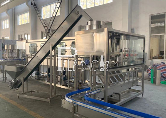 4600 * 2000 * 1800mm L Máy rót chai 5 gallon nhà cung cấp