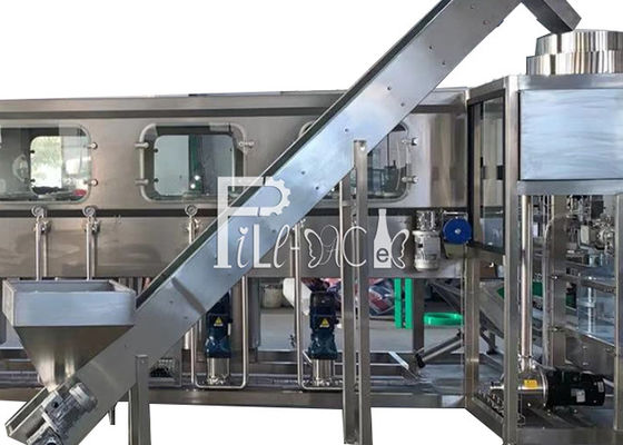 4600 * 2000 * 1800mm L Máy rót chai 5 gallon nhà cung cấp