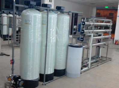 Máy xử lý nước thẩm thấu ngược 3000lph có thể uống được Bể lọc FRP nhà cung cấp
